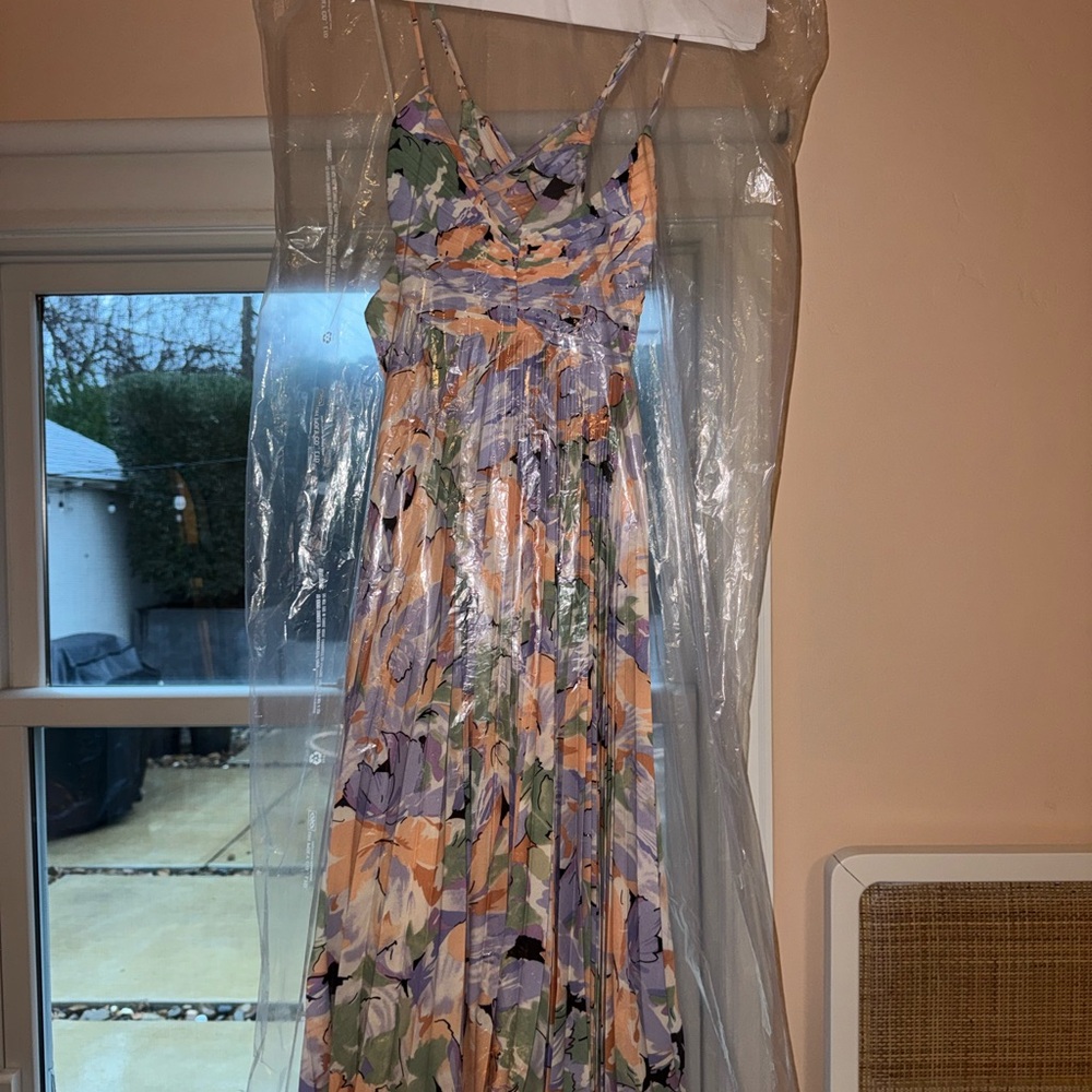 Astr Floral Pleated Midi Dress in Lavender & Peach - Picture 4 of 5